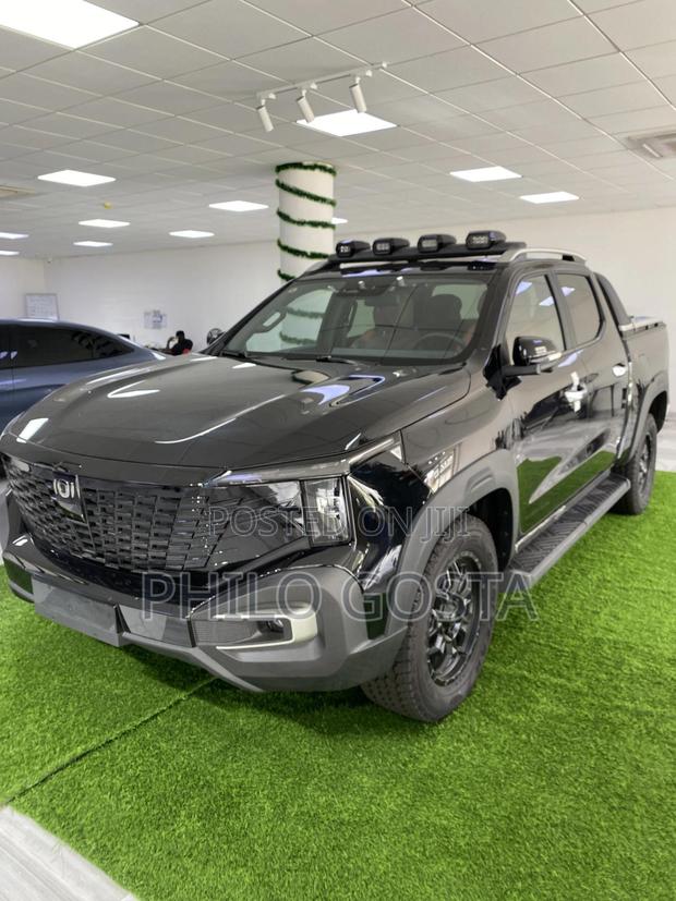 New Changan Hunter Plus 2.0 Petrol 4x4 2025 Black
