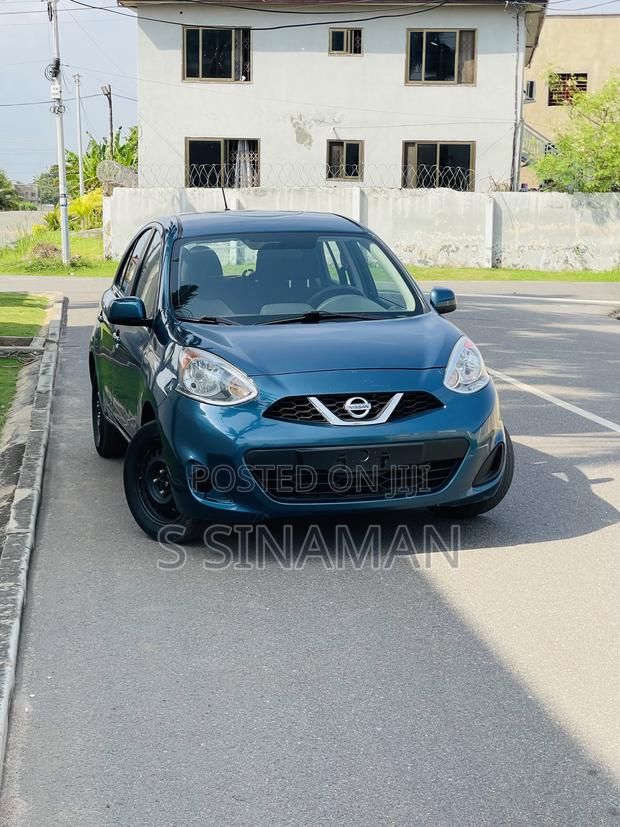 Nissan Micra 2017 Blue