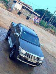 Toyota Hilux 2.5 D-4D 4X4 SRX 2012 Gray for sale