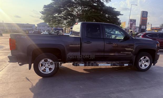 Chevrolet Silverado 1500 2017 Gray