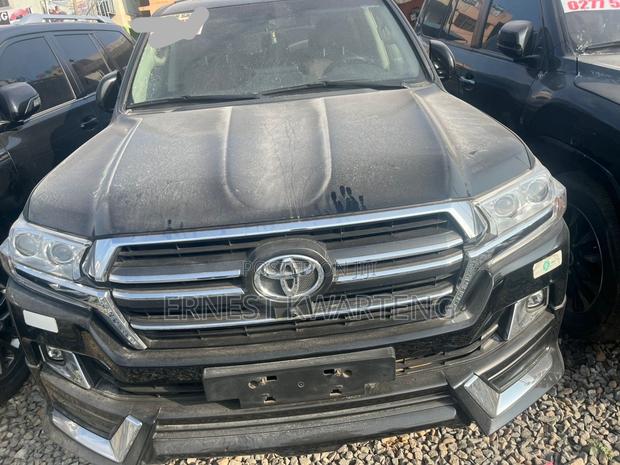 Toyota Land Cruiser 2017 Black