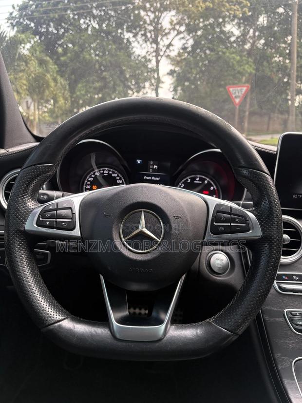 Mercedes-Benz C300 Base 4Matic Sedan AWD (2.0L 4cyl 7A) 2016 Gray