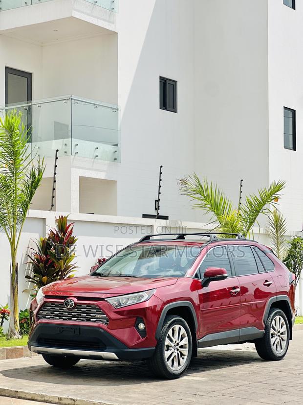 Toyota RAV4 Limited FWD 2019 Red