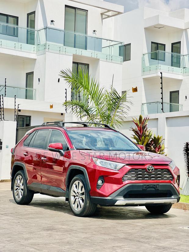 Toyota RAV4 Limited FWD 2019 Red