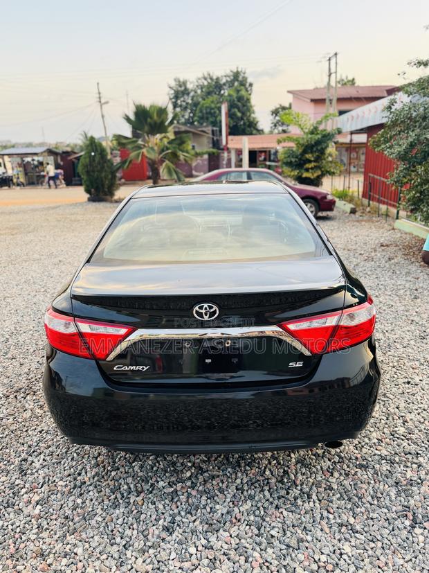 Toyota Camry SE 4dr Sedan (2.5L 4cyl 6A) 2017 Black