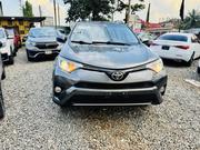 Toyota RAV4 XLE 4dr SUV AWD (2.5L 4cyl 6A) 2018 Gray for sale