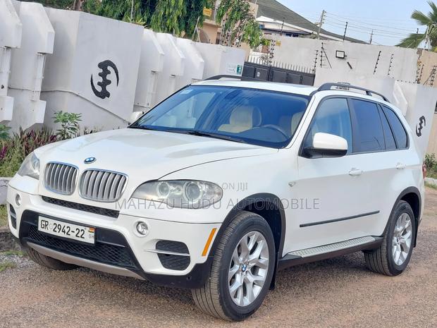 BMW X5 sDrive35i 4dr SUV (3.0L 6cyl Turbo 8A) 2014 White