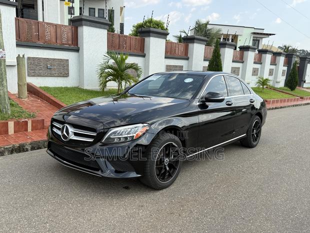 Mercedes-Benz C300 2020 Black