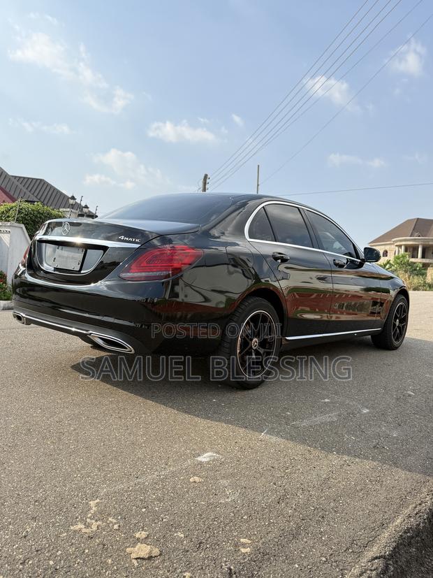 Mercedes-Benz C300 2020 Black