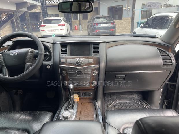 Infiniti QX56 2013 Black