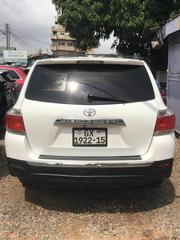 Toyota Highlander 2.7L 2WD 2013 White for sale