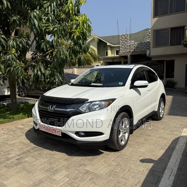 Honda HR-V 4dr SUV (1.5L 4cyl CVT) 2016 White