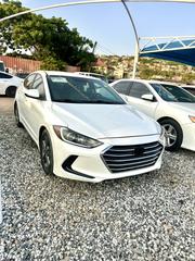 Hyundai Elantra 2018 White for sale