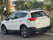 Toyota RAV4 Limited 4dr SUV AWD (2.5L 4cyl 6A) 2015 White for sale