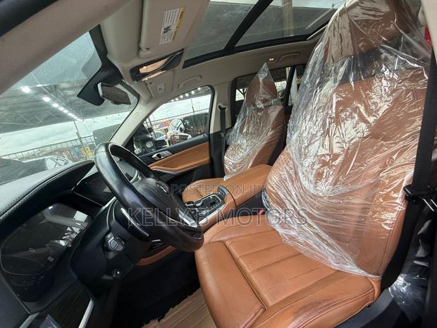 BMW X7 2020 White