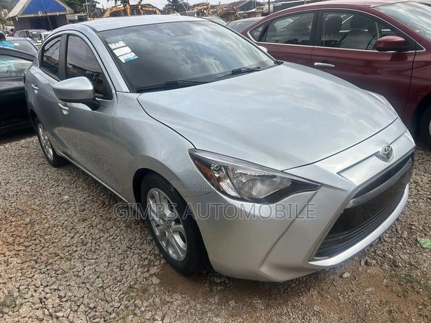 Toyota Yaris iA 1.5 FWD 2018 Silver