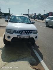 Mitsubishi L200 Club Cab 2.5 136hp 4WD 2007 White for sale