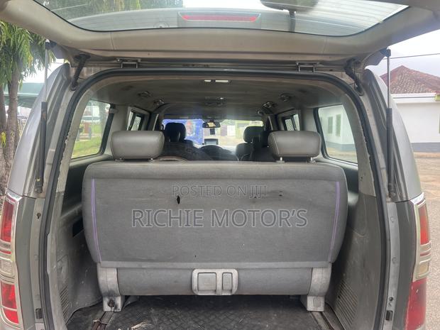 Hyundai Starex 2012 Silver