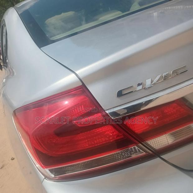 Honda Civic 2015 Silver