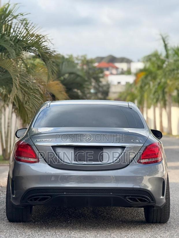 Mercedes-Benz C43 4Matic Sedan AWD (3.0L V6 9AM) 2017 Gray