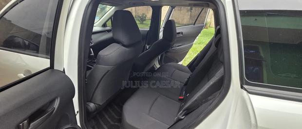 Toyota Corolla Cross XLE 2023 White