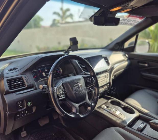 Honda Pilot Touring AWD 2019 Black