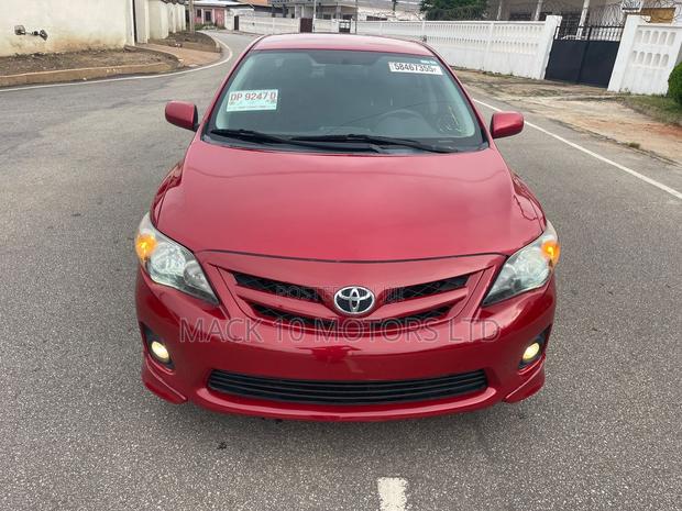 Toyota Corolla S 4dr Sedan (1.8L 4cyl 4A) 2013 Red