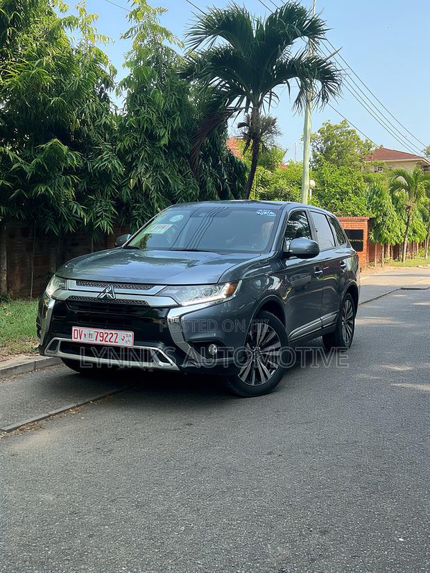 Mitsubishi Outlander SE S-AWC 2020 Gray