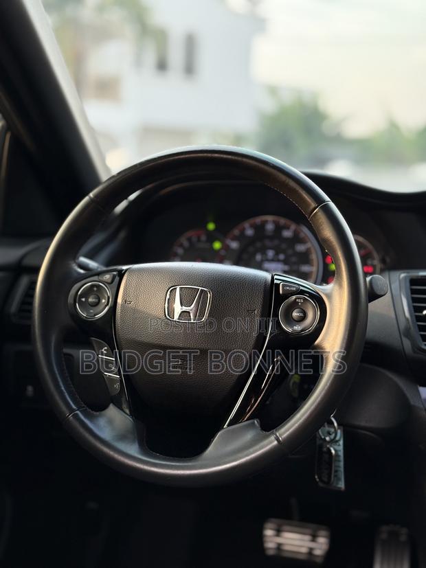 Honda Accord Sport SE 4dr Sedan FWD (2.4L 4cyl 2A) 2017 Gray