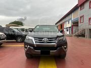 Toyota Fortuner 2017 Gray for sale