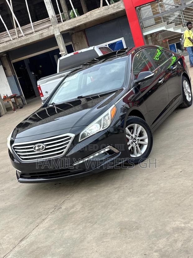 Hyundai Sonata Base Sedan FWD (2.4L 4cyl 6A) 2016 Black