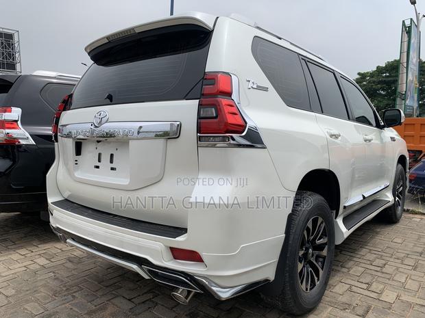 Toyota Land Cruiser Prado 2.7 2020 White