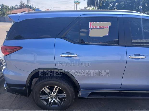 Toyota Fortuner 2019 Blue