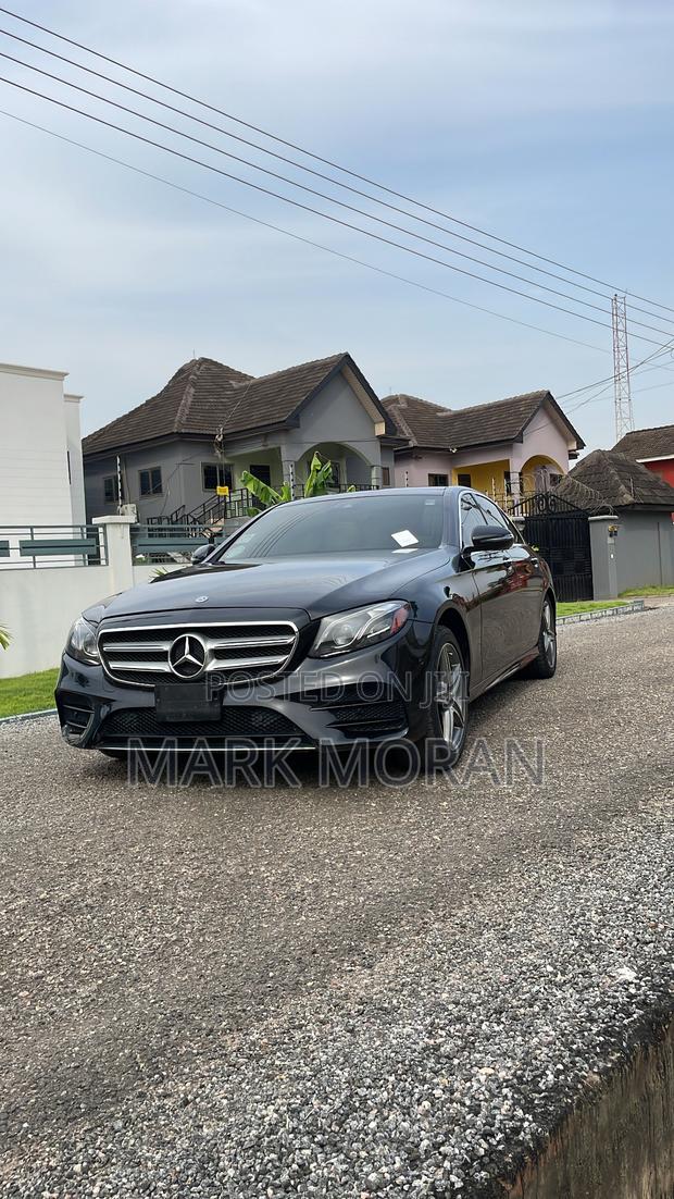 Mercedes-Benz E300 2018 Black