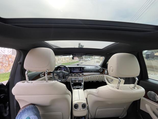 Mercedes-Benz E300 2018 Black