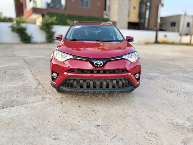 Toyota RAV4 2017 Red