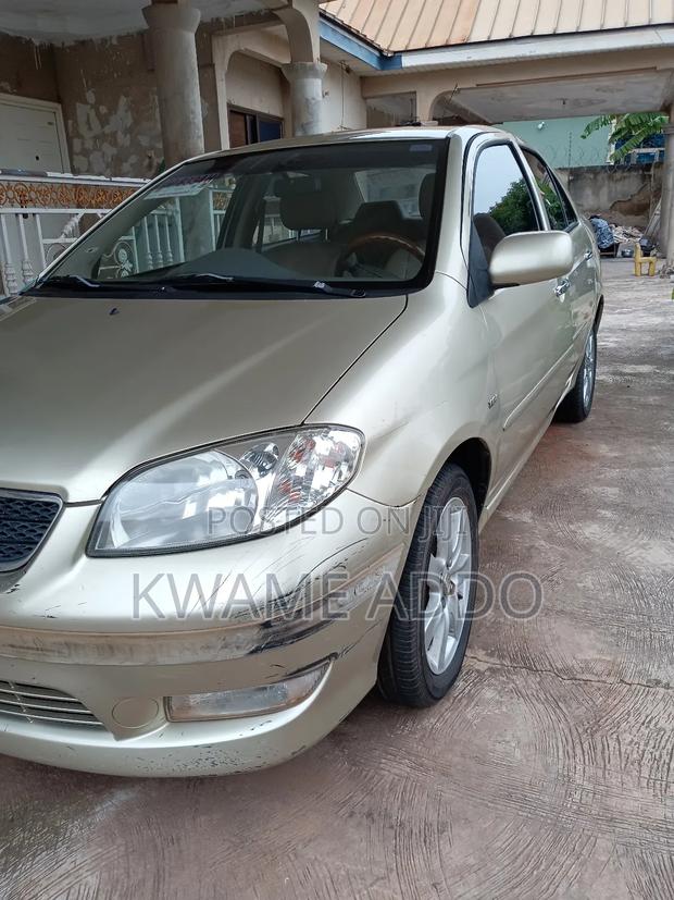 Toyota Vios 2010 Gold