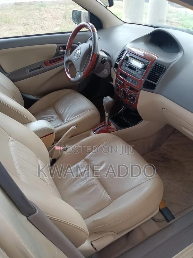 Toyota Vios 2010 Gold