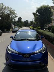 Toyota C-HR XLE FWD 2019 Blue for sale