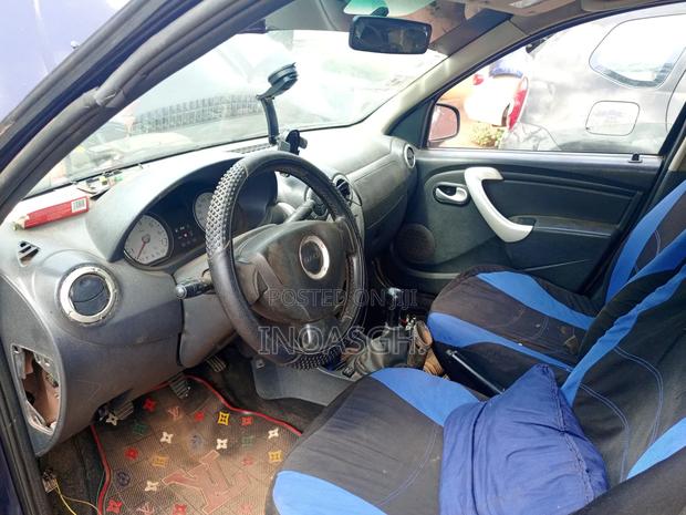 Dacia Sandero 2010 Blue
