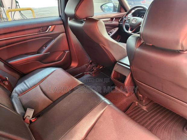 Honda Accord Sport (1.5L 4cyl Turbo CVT) 2019 Black