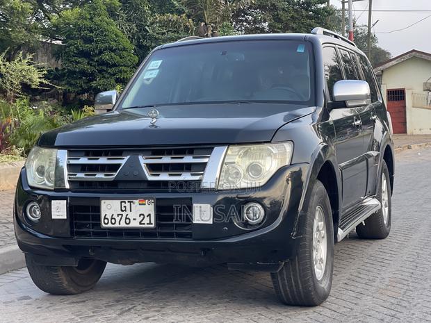 Mitsubishi Pajero 3.8 V6 GLS/GLX 2012 Black