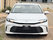 Toyota Camry SE 2025 White for sale
