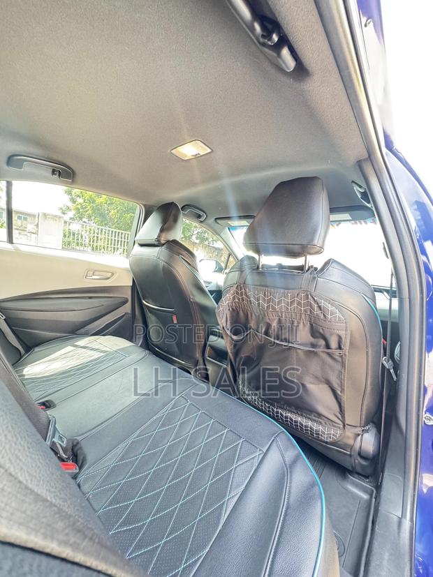 Toyota Corolla SE 2020 Blue