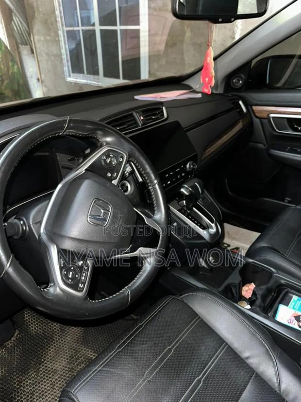 Honda CR-V 2018 Red