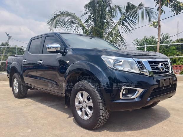 Nissan Navara 2019 Black