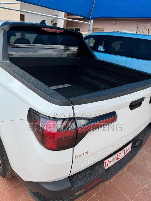 Hyundai Santa Cruz 2024 White