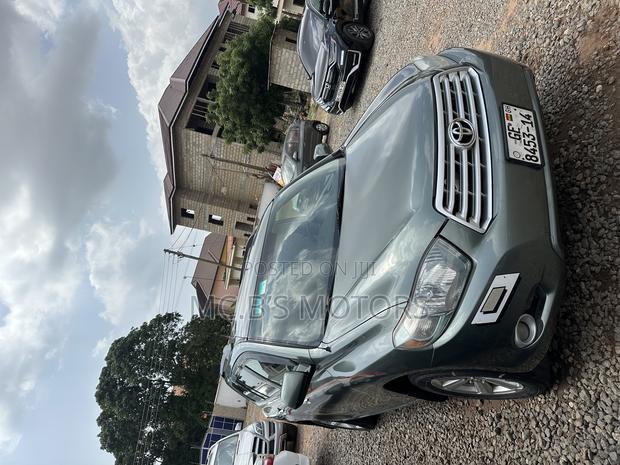 Toyota Highlander 2013 Silver
