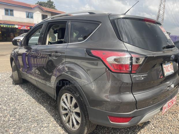 Ford Escape 2018 Gray