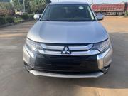 Mitsubishi Outlander SE FWD 2017 Silver for sale
